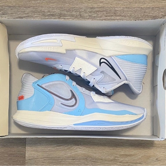 Kyrie low 5 - Picture 2 of 12